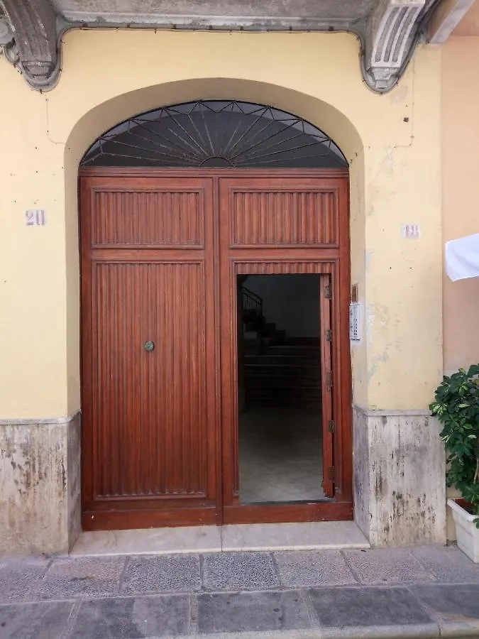 Il Nido Del Gabbiano - Attico Vista Mare, 2 Terrazzi Nel Centro Storico Διαμέρισμα Τράπανι 0*,  Ιταλία