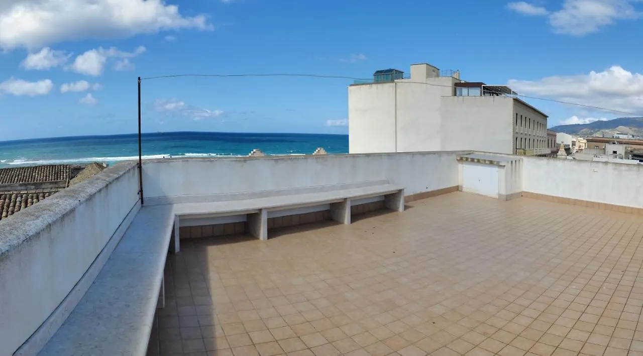 Il Nido Del Gabbiano - Attico Vista Mare, 2 Terrazzi Nel Centro Storico Apartment Trapani 0*,  Italy