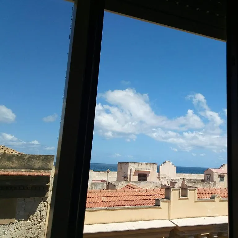 Il Nido Del Gabbiano - Attico Vista Mare, 2 Terrazzi Nel Centro Storico Apartment Trapani